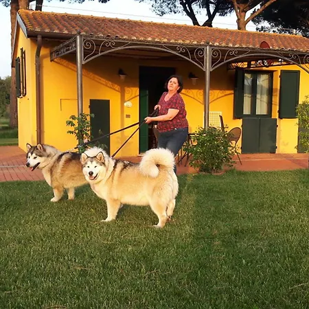 La Fattoria Di מלון דירות