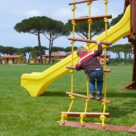 מלון דירות La Fattoria Di 4*